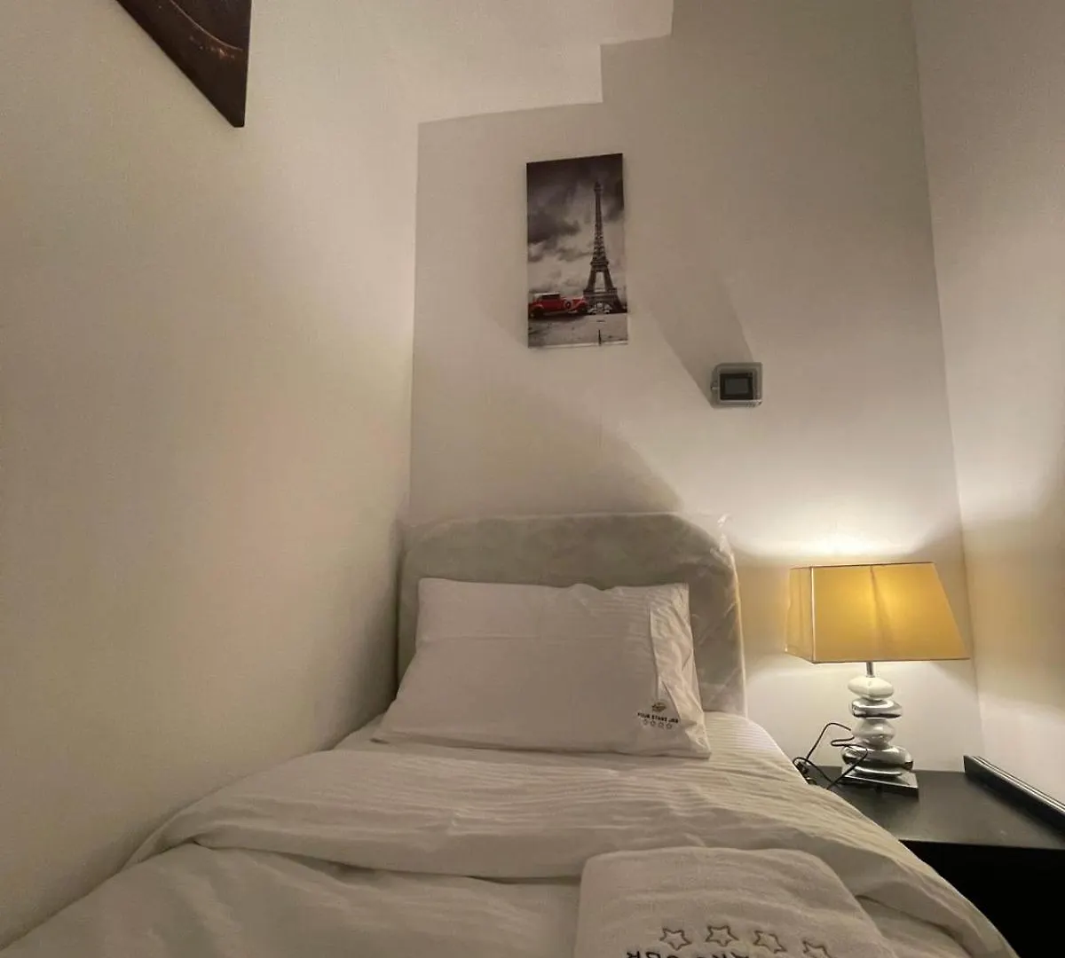 Отель Four Stars Dubai Marina Jbr ОАЭ